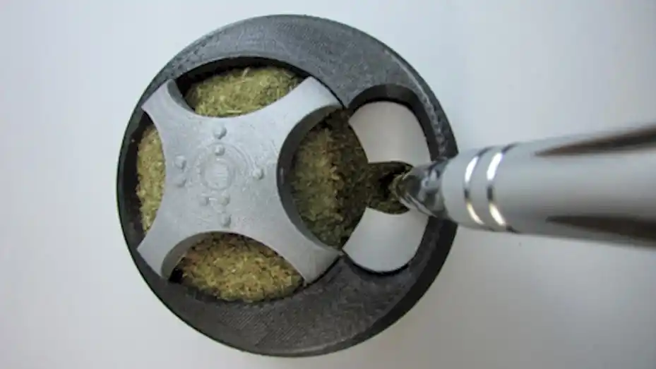 Llega un nuevo invento uruguayo: "Kokko" el mate que ahorra yerba