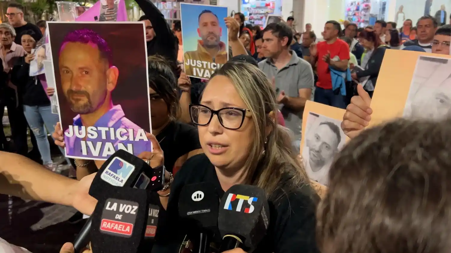 justicia por iván y por melani manifestacion marcha centro de la ciudad  (4) - 2