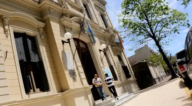 Reclaman al Municipio que cumpla con la ordenanza de la combi para pacientes oncológicos