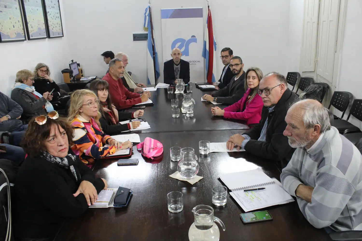 ATE y UPCN aceptaron la oferta salarial de la Provincia