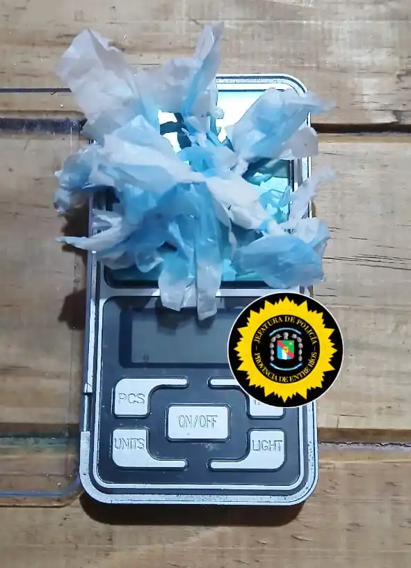 Cuatro detenidos, secuestro de cocaína y dinero en efectivo