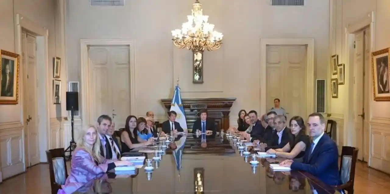 El Gobierno confirmó que no coparticipará el impuesto PAIS