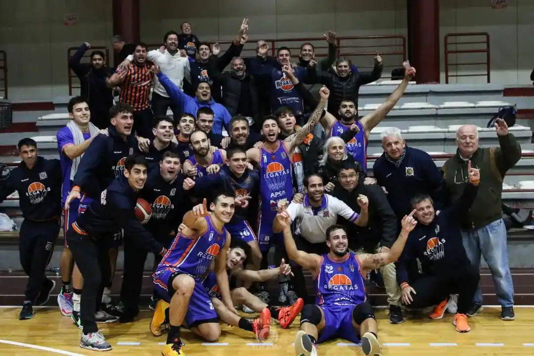 Regatas de San Nicolás es el primer semifinalista. Foto: Ariel Asenjo.