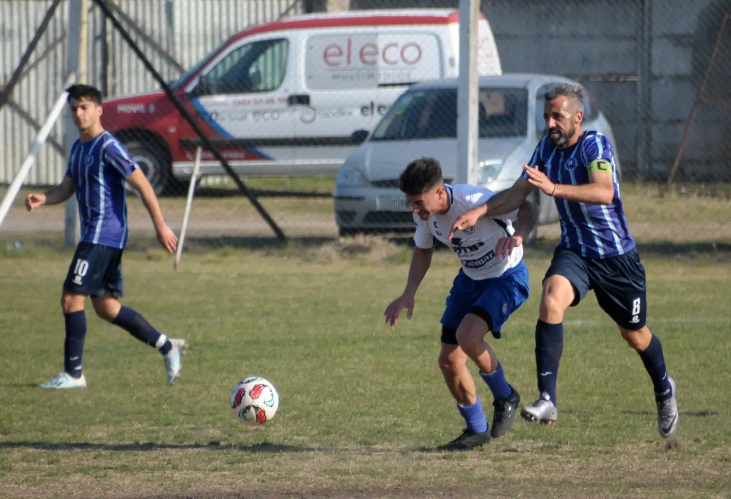 El torneo de primera cobrará continuidad el domingo.