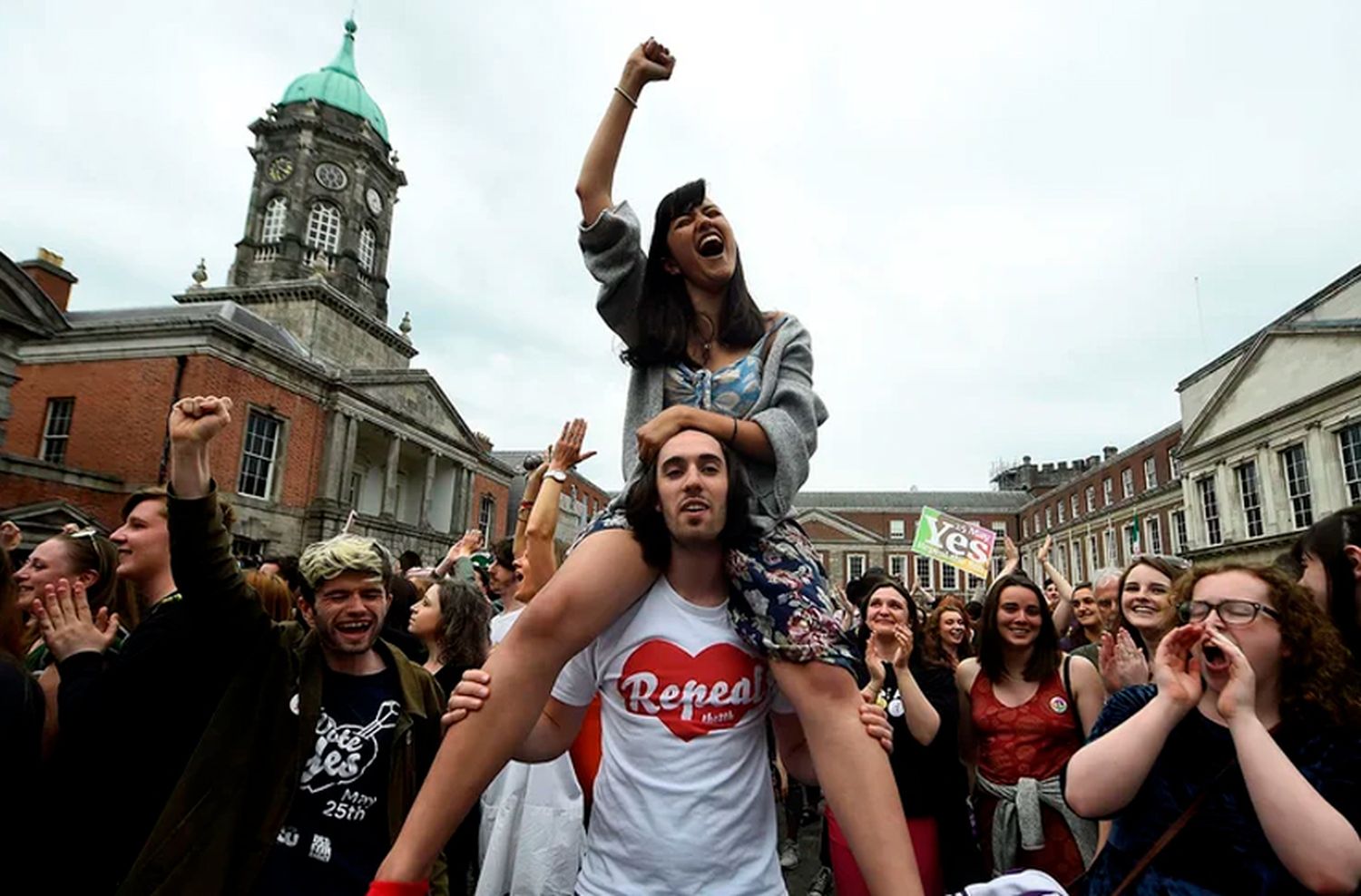 Las referencias a la mujer, el trabajo y sus “deberes” en el hogar que Irlanda planea eliminar de su Constitución