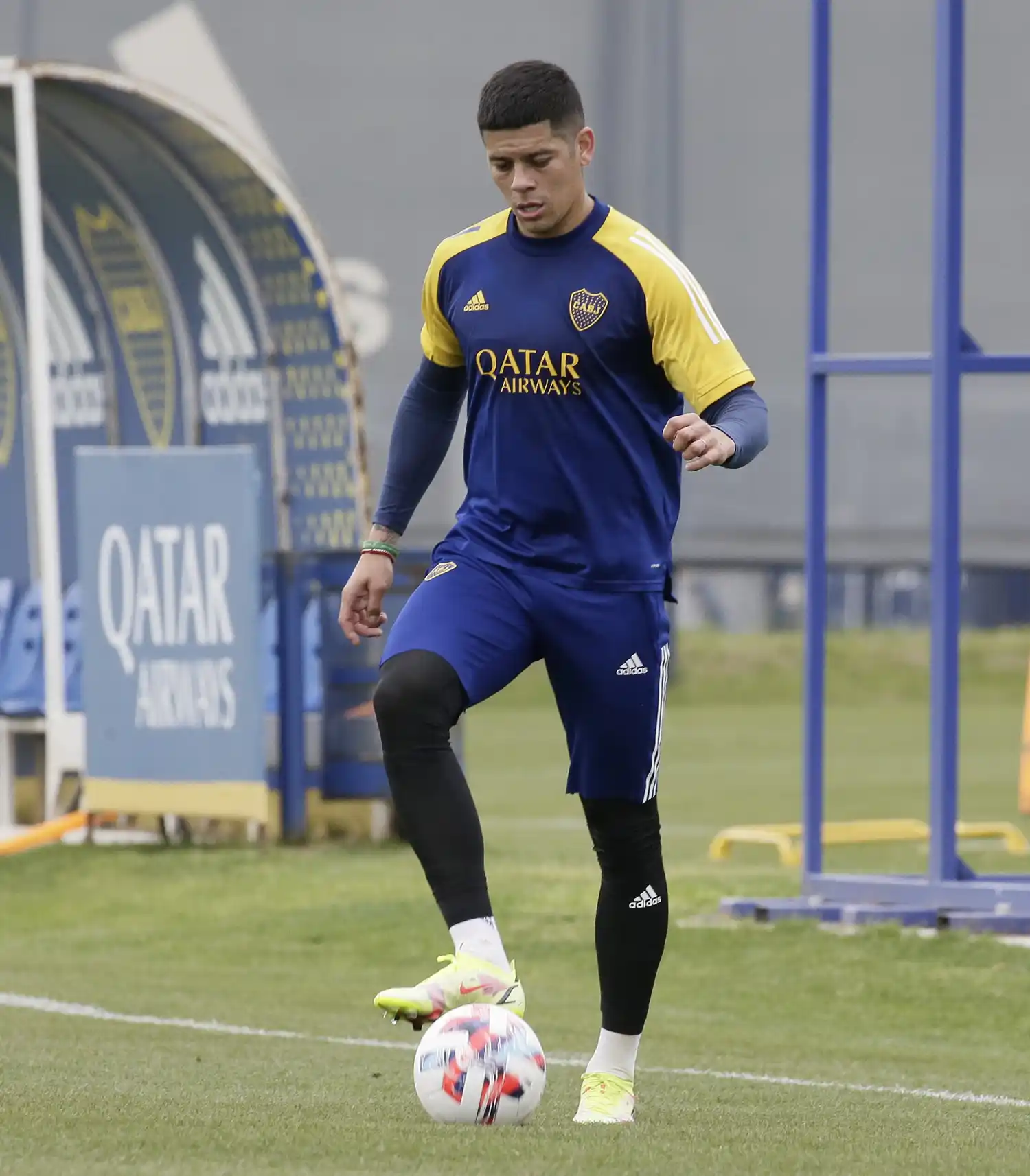 Marcos Rojo en la práctica de ayer.