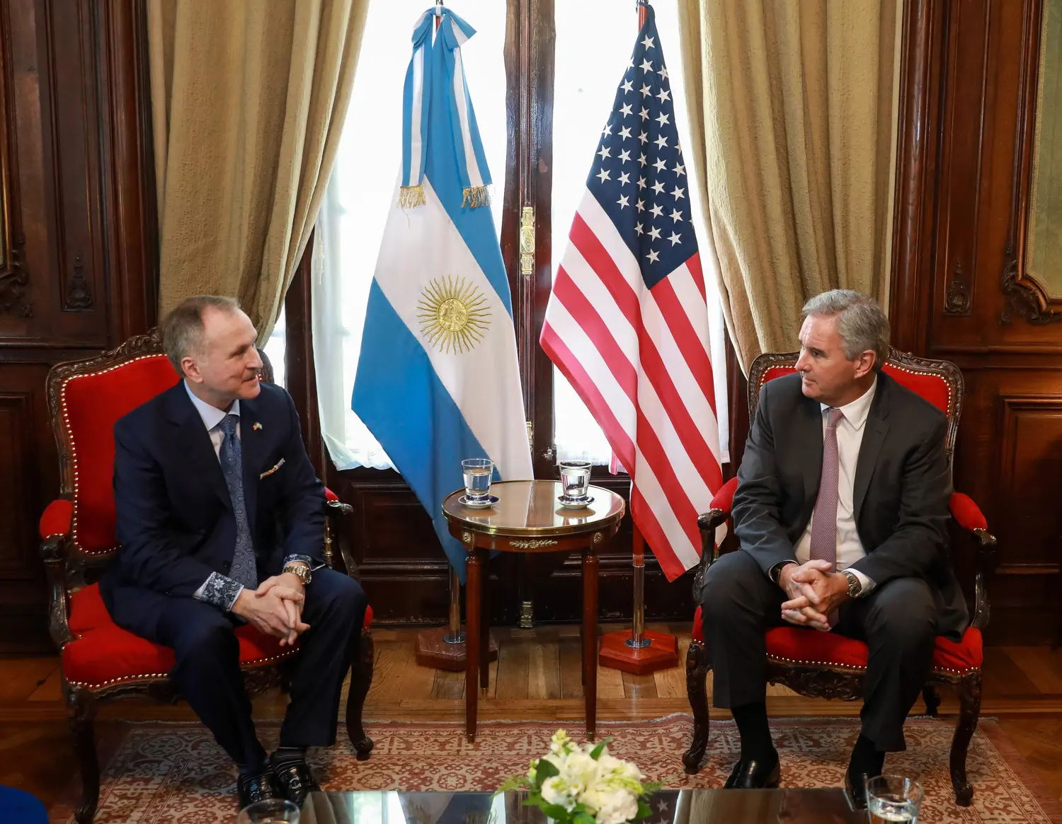 Pablo Quirno y Peter Lamelas. X Cancillería Argentina