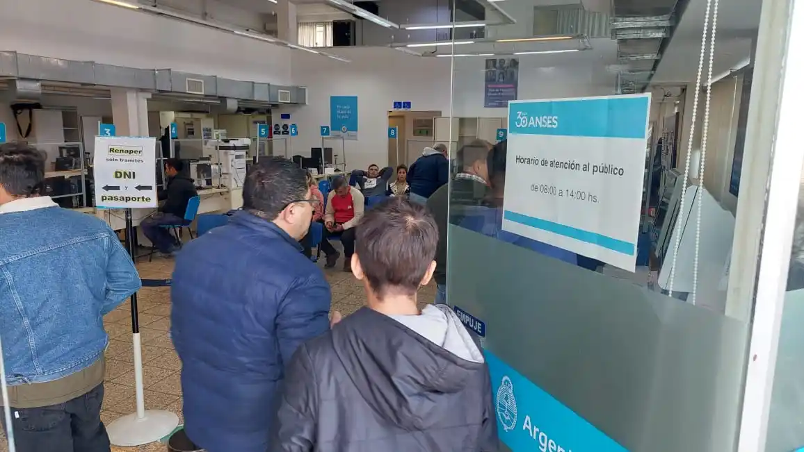 Habilitan los créditos de Anses para jubilados y trabajadores, con montos de hasta un millón de pesos