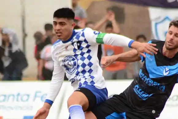 Peñarol sigue en la Copa Santa Fe