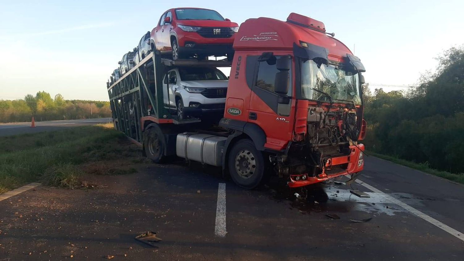 Tremendo choque de camiones en el sur entrerriano