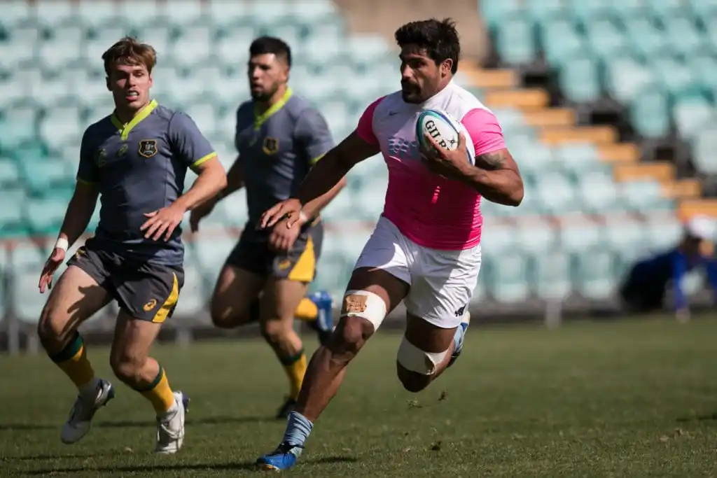 Triunfo de Los Pumas, con Bruni y el bautismo de Calles