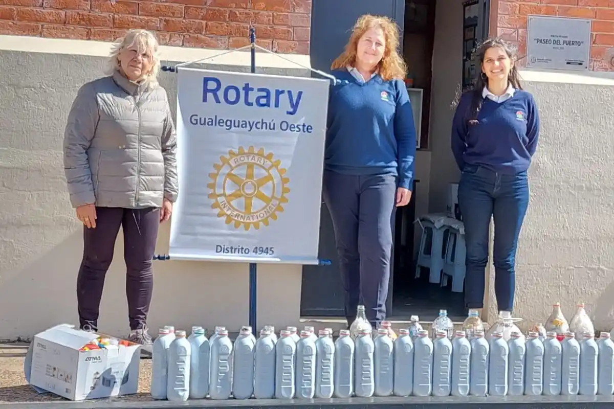 Compromiso Ambiental: avanza el proyecto "Botellas de amor"