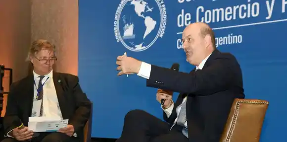 Retenciones: ""Están reclamando mal la baja de impuestos, primero hay que bajar el gasto", afirmó  Sturzenegger