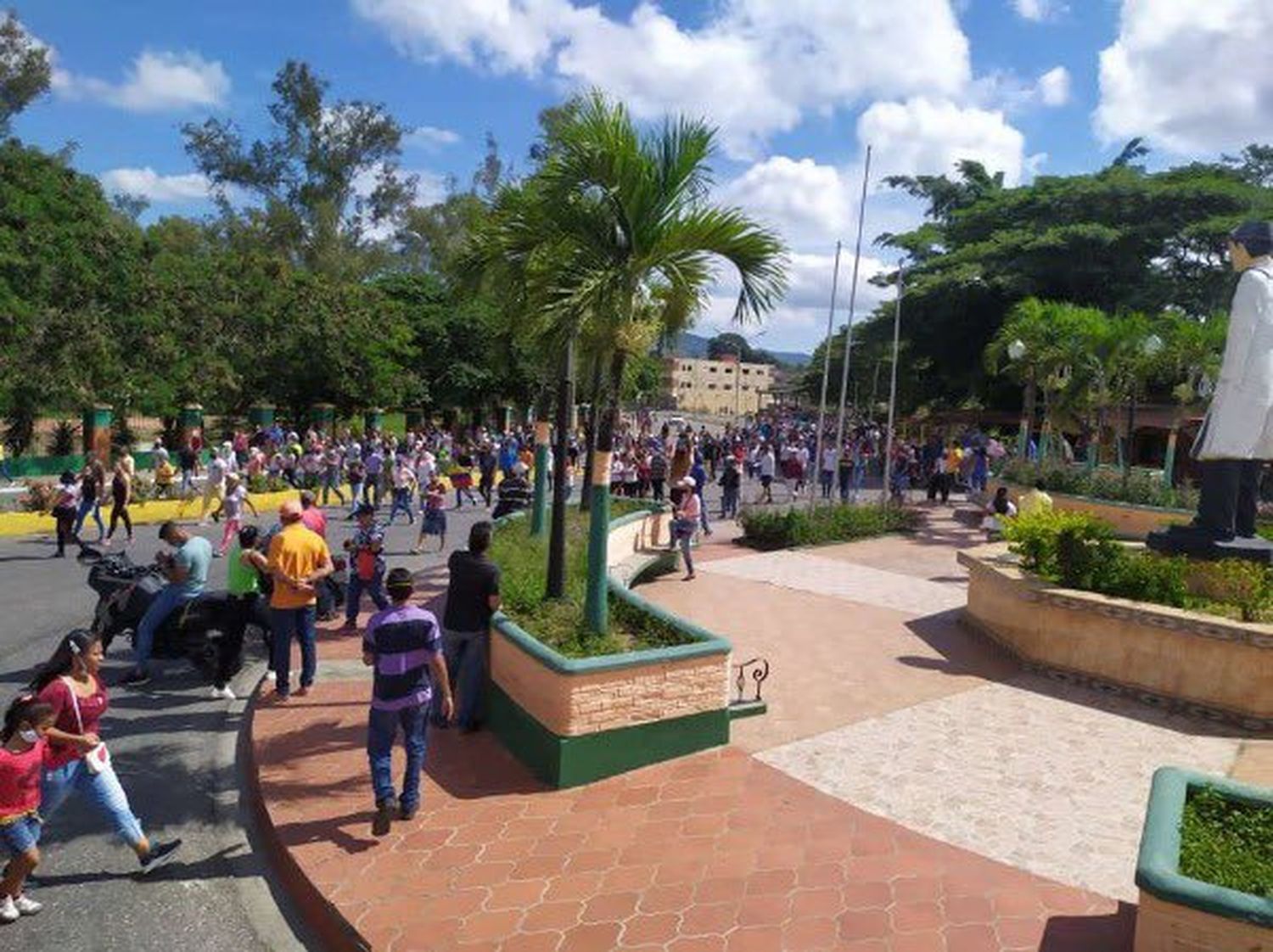 Reportan 47 protestas en 17 estados del país por escasez de servicios este 25Sep