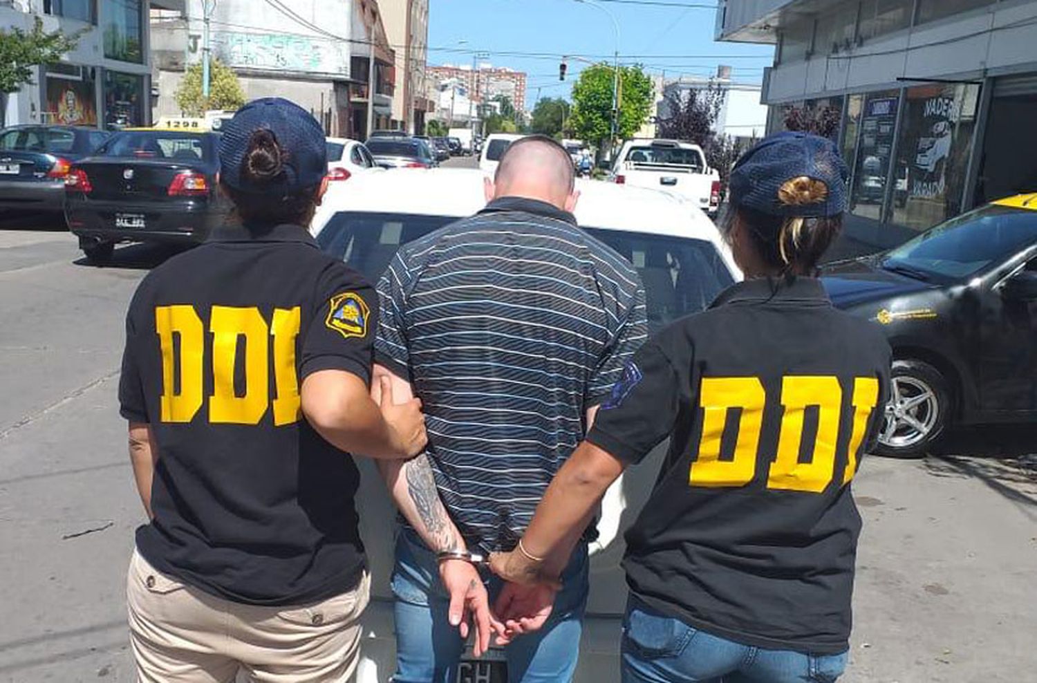 Detienen a un hombre acusado de golpear y atar a un anciano durante un robo