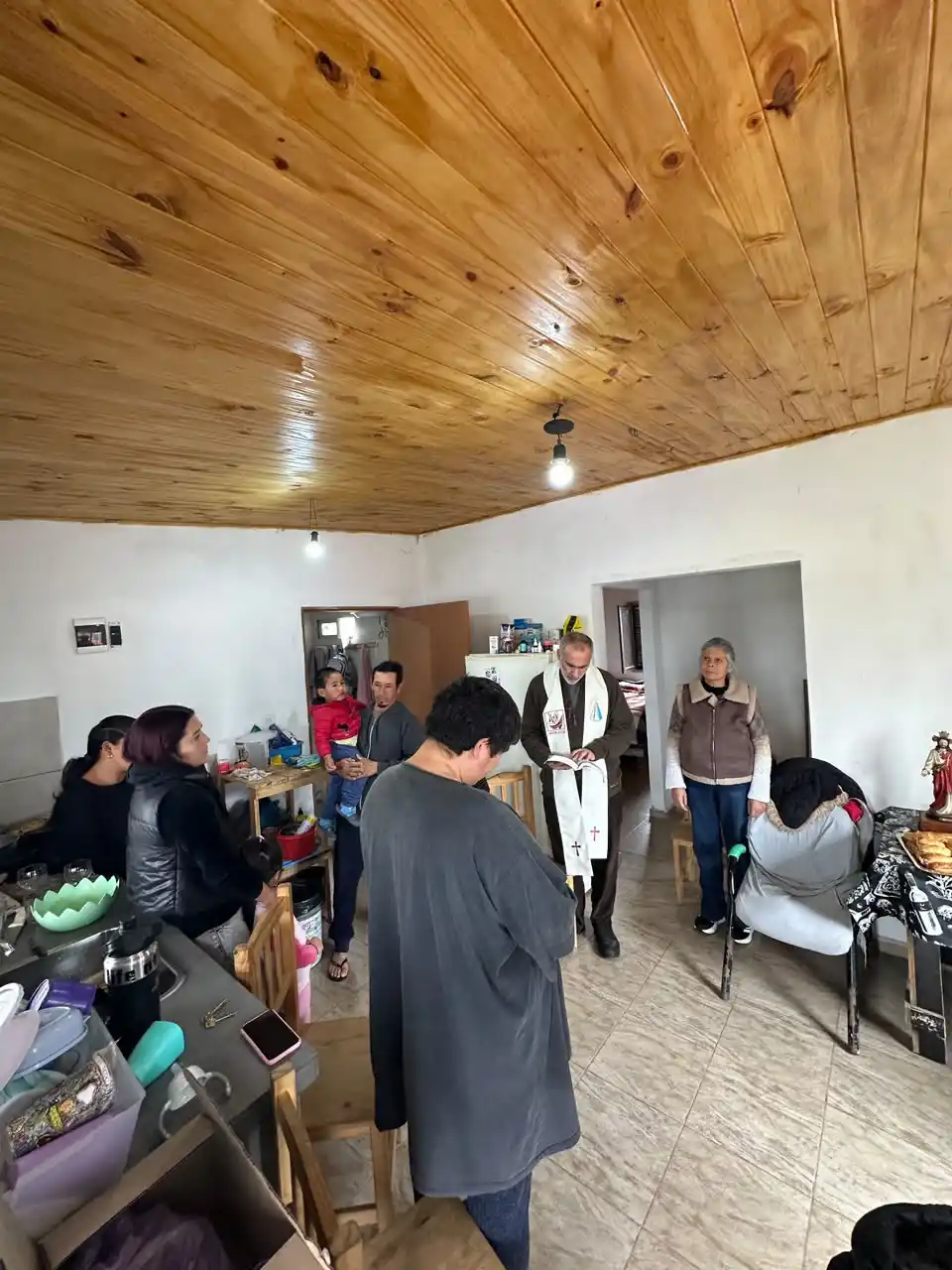 La comunidad de Chascomús transformó una ayuda puntual en un hogar renovado para una familia en situación de vulnerabilidad