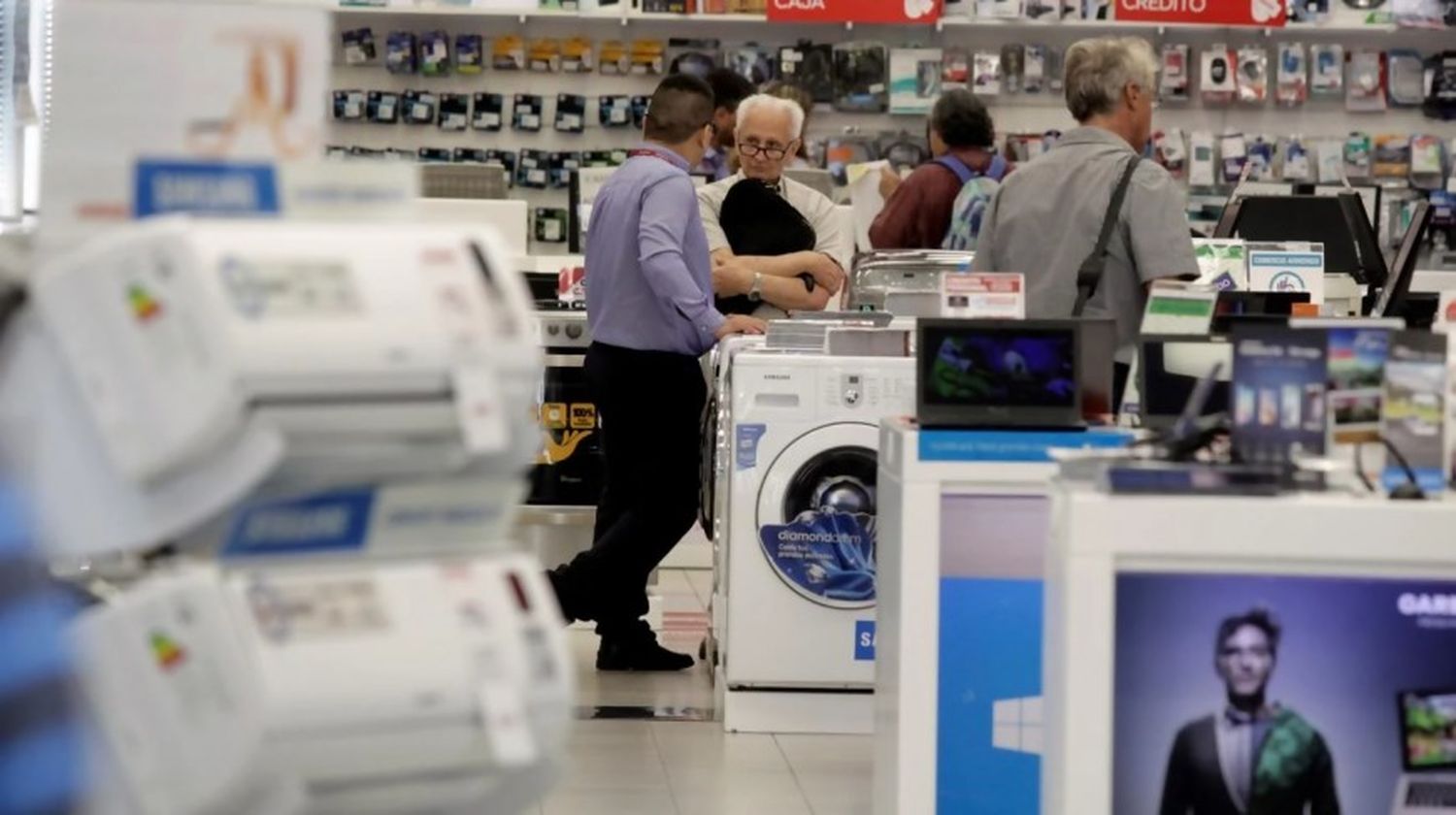 La inflación de octubre fue de 3,3% y acumula un 50,5% en los últimos 12 meses