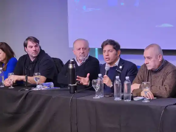 Kicillof en plenario de la CTA: "Estamos en un momento más de deliberación que de definición de candidaturas"