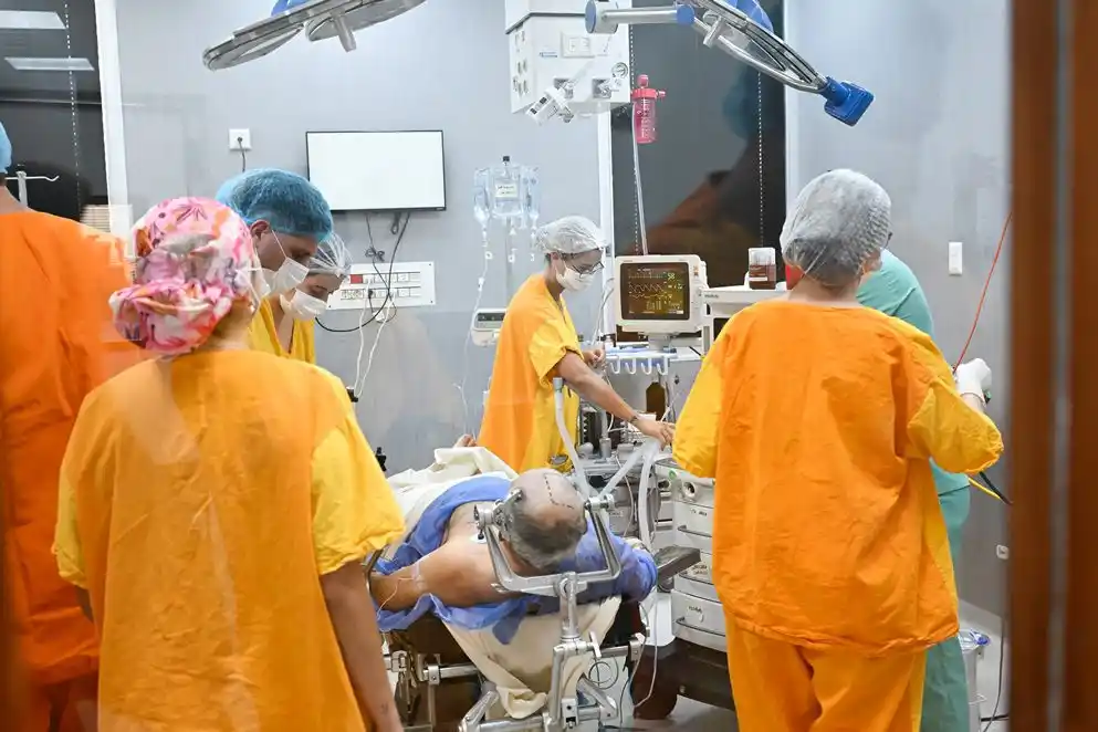 El Hospital Tránsito Cáceres de Allende marca un hito en neurocirugía en Argentina.