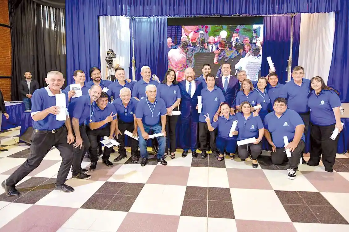 Insfrán presidió el acto de egreso del Programa 
Provincial de Terminalidad Educativa Secundaria