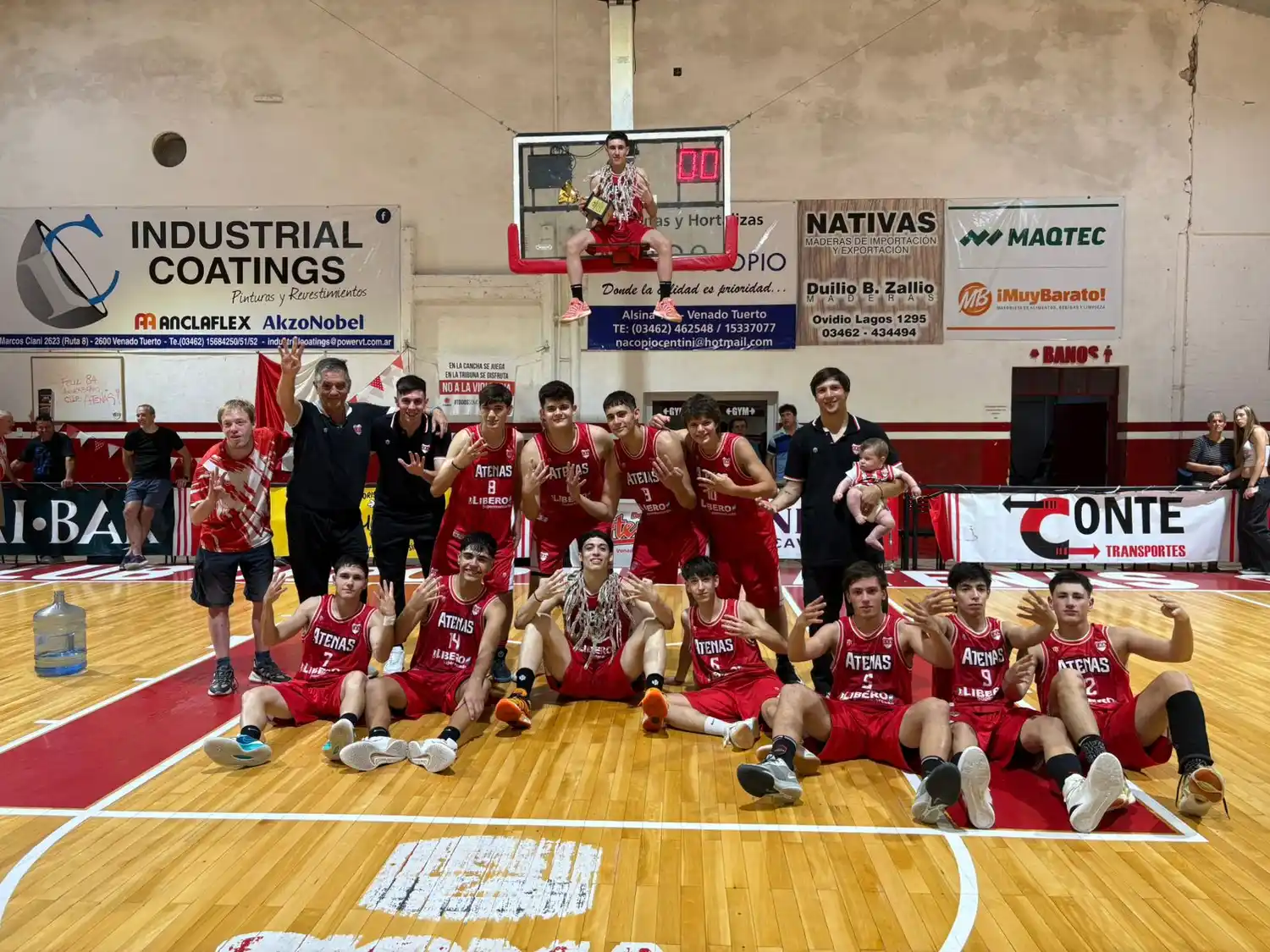 El Griego cerró un gran año para la U17 con el bicampeonato invicto. Foto: Cata Grassi Kozyra.