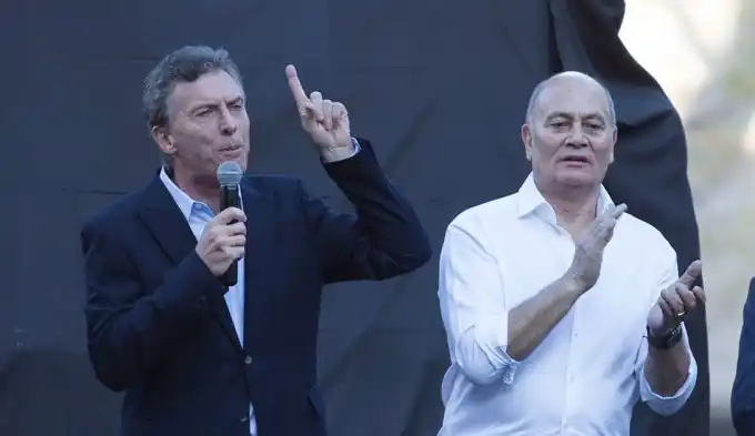 Macri celebra el Día del Trabajador junto al gremialismo del "Momo" Venegas