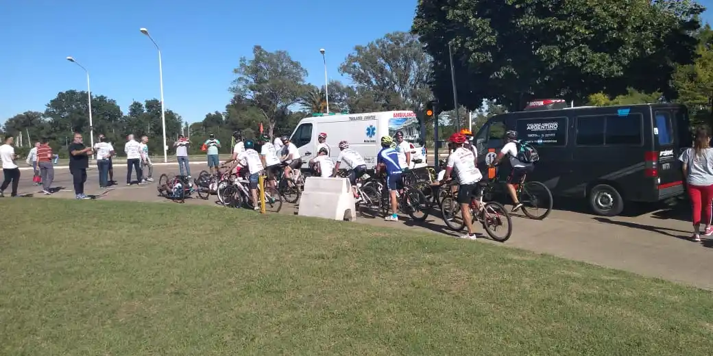 Se realiza una nueva edición del “Cruce del túnel subfluvial” en bicicleta