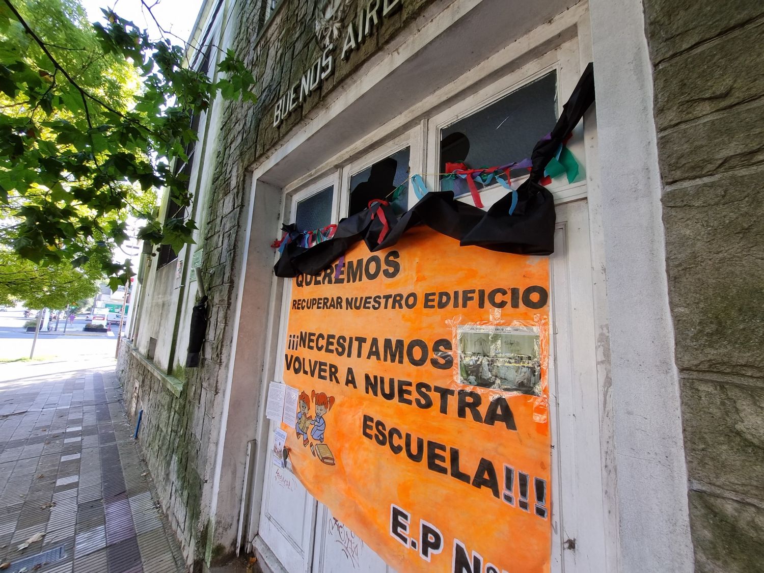 Vandalismo Escuela 7 - 1