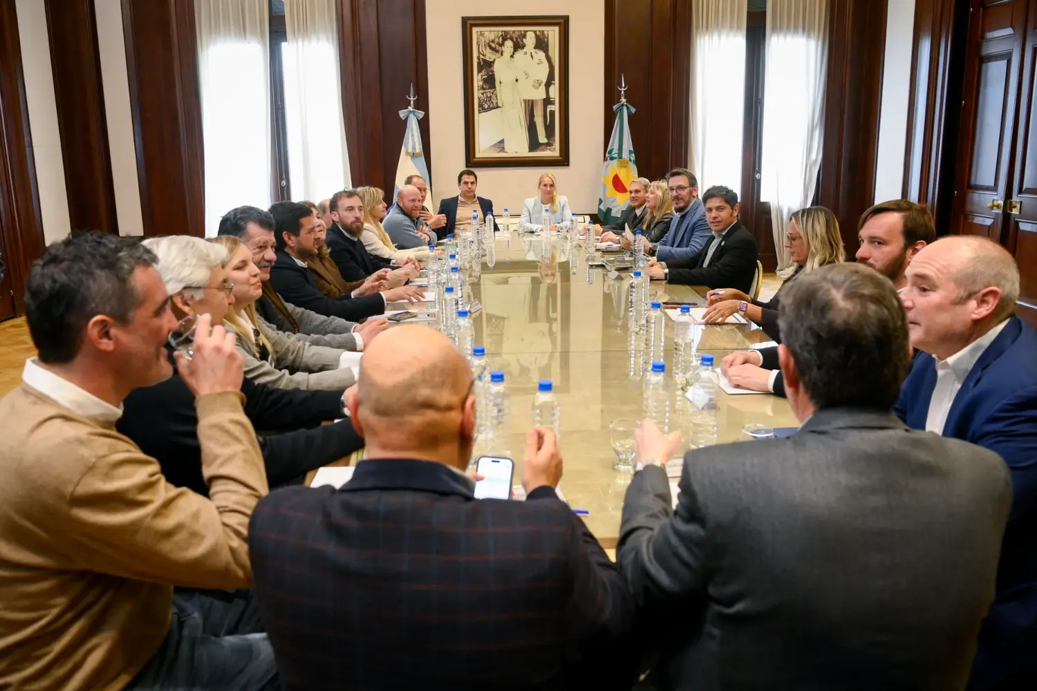 Kicillof y Cuattromo firmaron convenios con municipios para la compra de bienes de capital