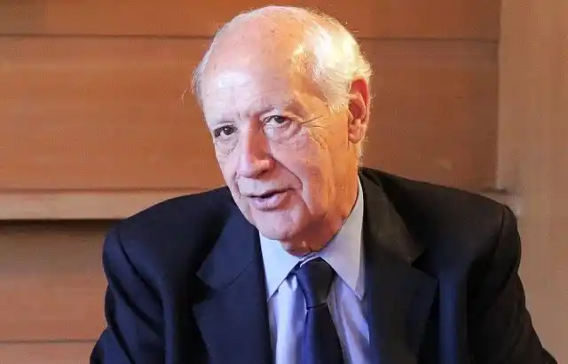 Lavagna presentó sus propios 10 puntos para un gobierno de "unidad nacional"