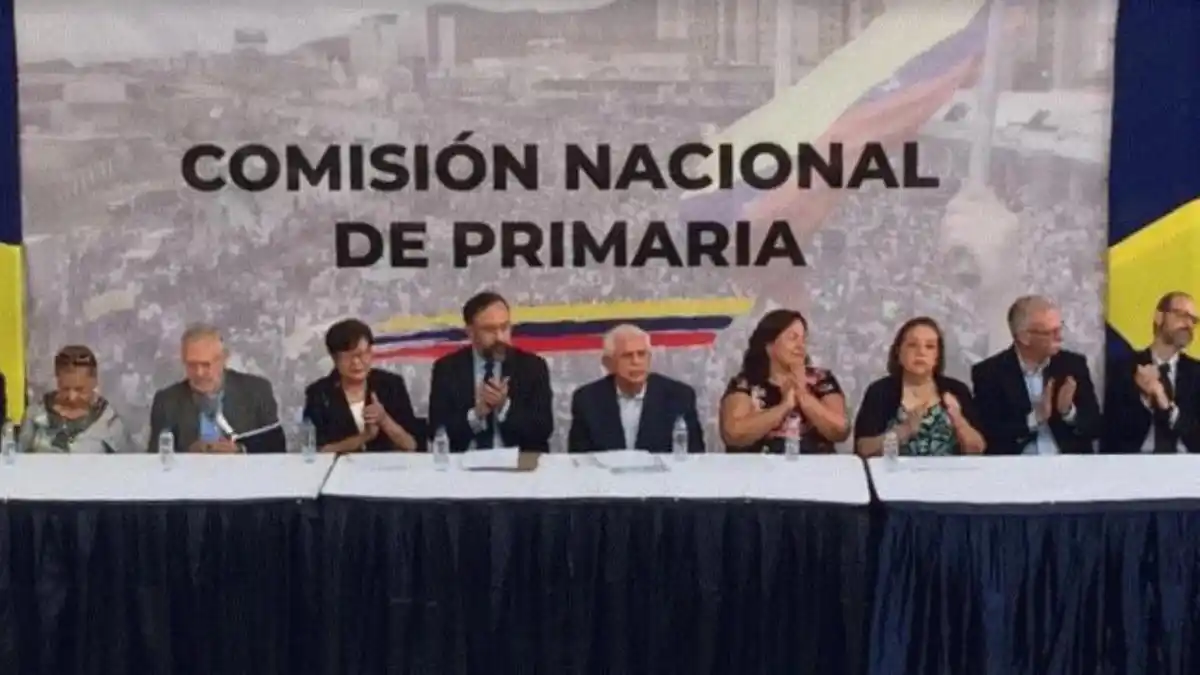 Candidatos a primaria de la oposición se identificarán por nombre y apellido, sin alusión a sus partidos