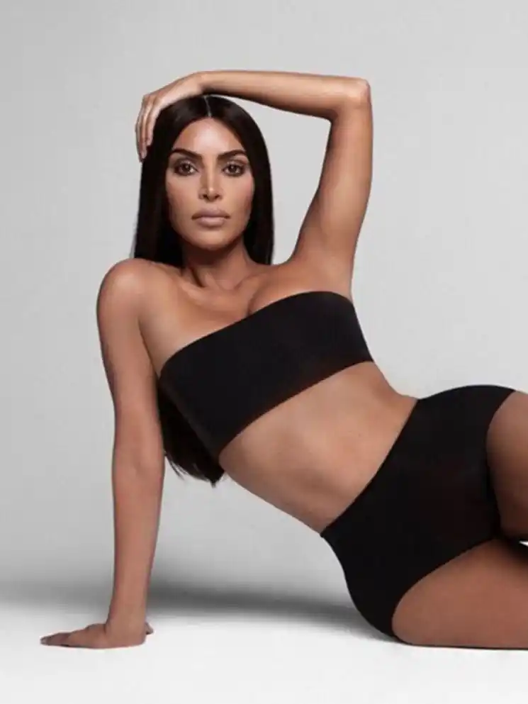 Kim Kardashian se ha asociado a la WNBA con su marca de ropa interior