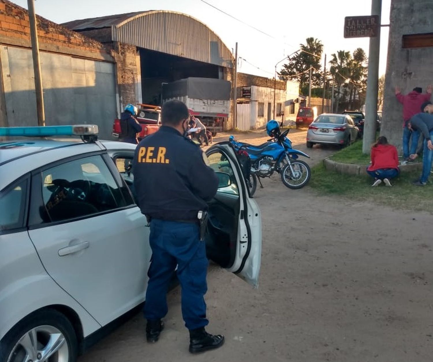 Un joven de 21 años corría picadas en Costanera con marihuana encima