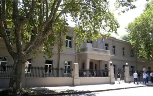 Detuvieron a un sospechoso por la balacera contra la sede de la Agencia de Investigación Criminal