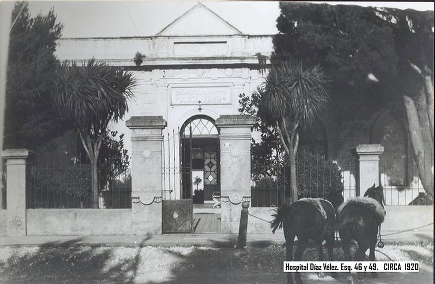 Díaz Vélez. Fue el primer hospital de la ciudad