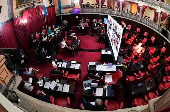 Proyectan suspender ejecuciones e impuestos para monotributistas, comerciantes y Pymes bonaerenses