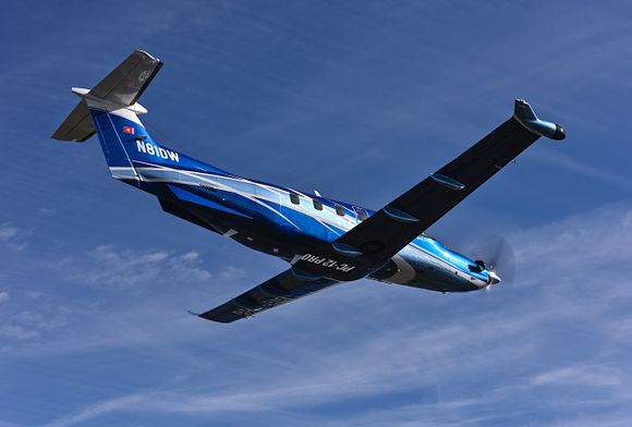 El avión que puede aterrizar solo: Pilatus entrega el primer PC-12 PRO