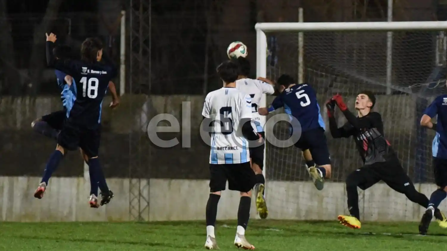 Con seis goles, la Sub 15 se clasificó para las semifinales