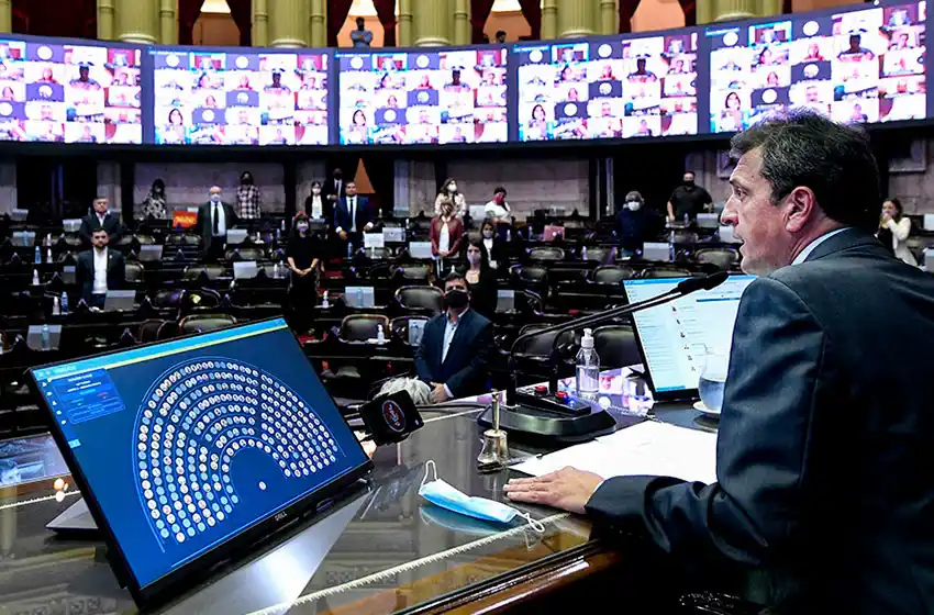 Tras 18 horas de debate, se levantó la sesión con varios temas pendientes