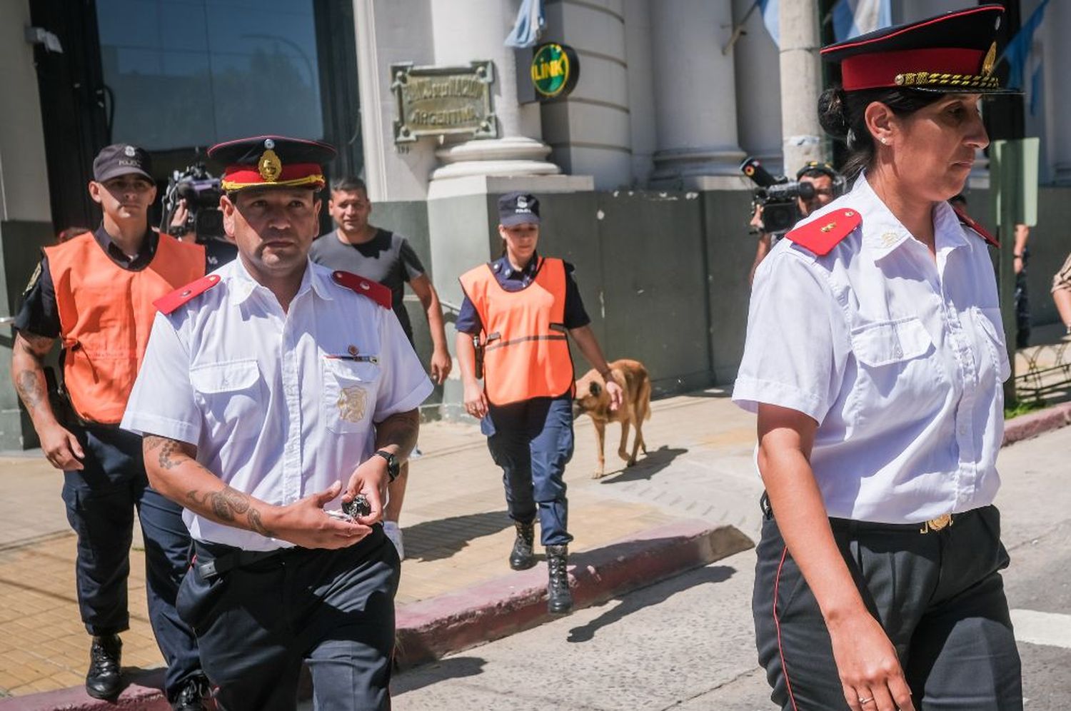 Juicio Báez Sosa: dos bomberos declararon que al llegar a la puerta de “Le Brique” hallaron a Fernando fallecido