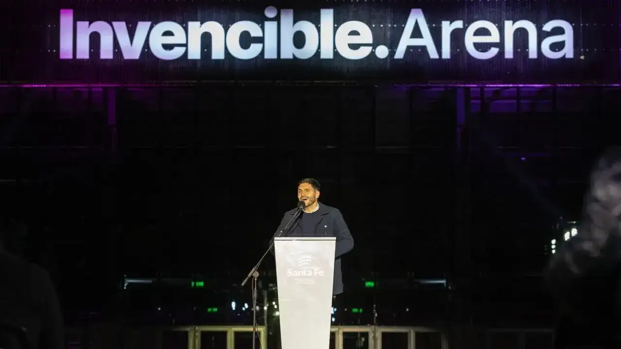 Pullaro inauguró el Invencible Arena y destacó el nuevo rumbo de Rosario y Santa Fe - 2