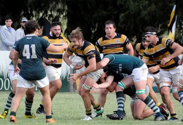 Uncas fue superior a Los Cardos