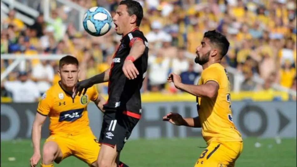 El plantel de Newell's y la dirigencia, amenazados de muerte