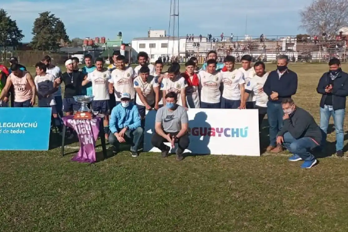 Juventud Urdinarrain fue más en los penales y ganó la Copa Gualeguaychú