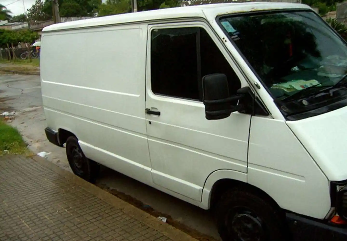 Intentaron secuestrar a una joven en barrio Yapeyú