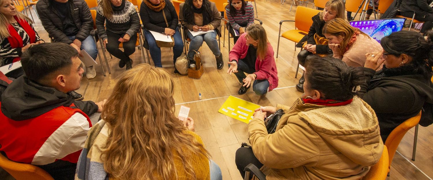 Nueva instancia de formación sobre el derecho al cuidado en el campo de las niñeces y adolescencias