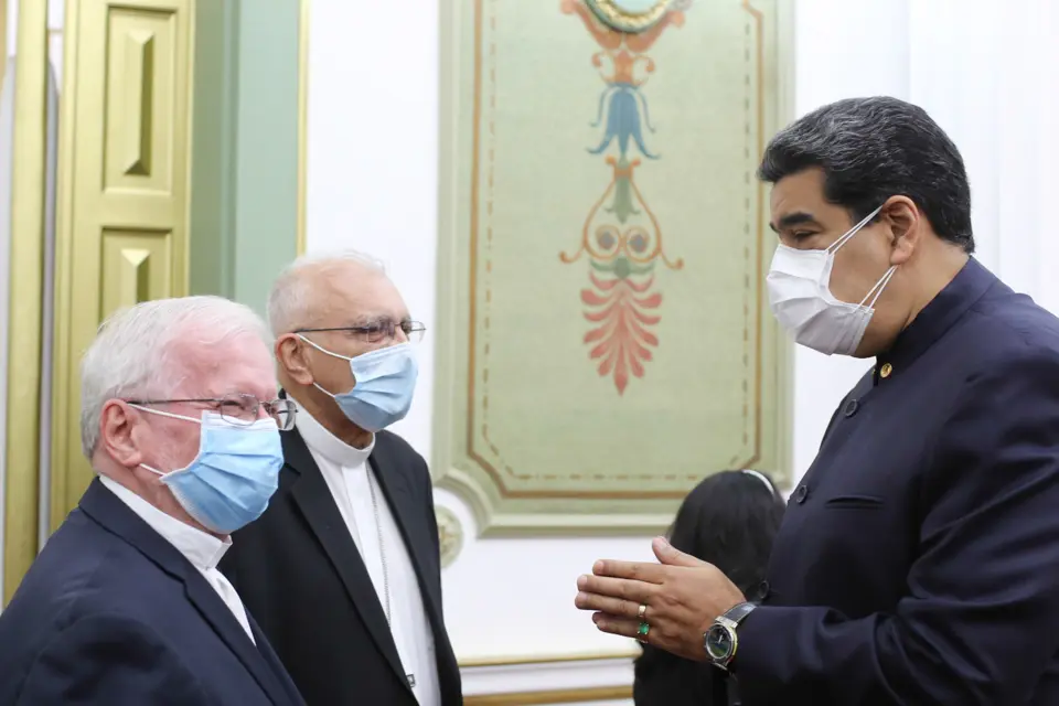 Maduro asegura que tuvo una “reunión de perdón” con Baltazar Porras y Aldo Giordano