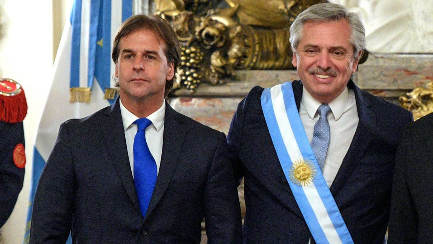 Alberto Fernández viajó a Uruguay y se reúne con Lacalle Pou