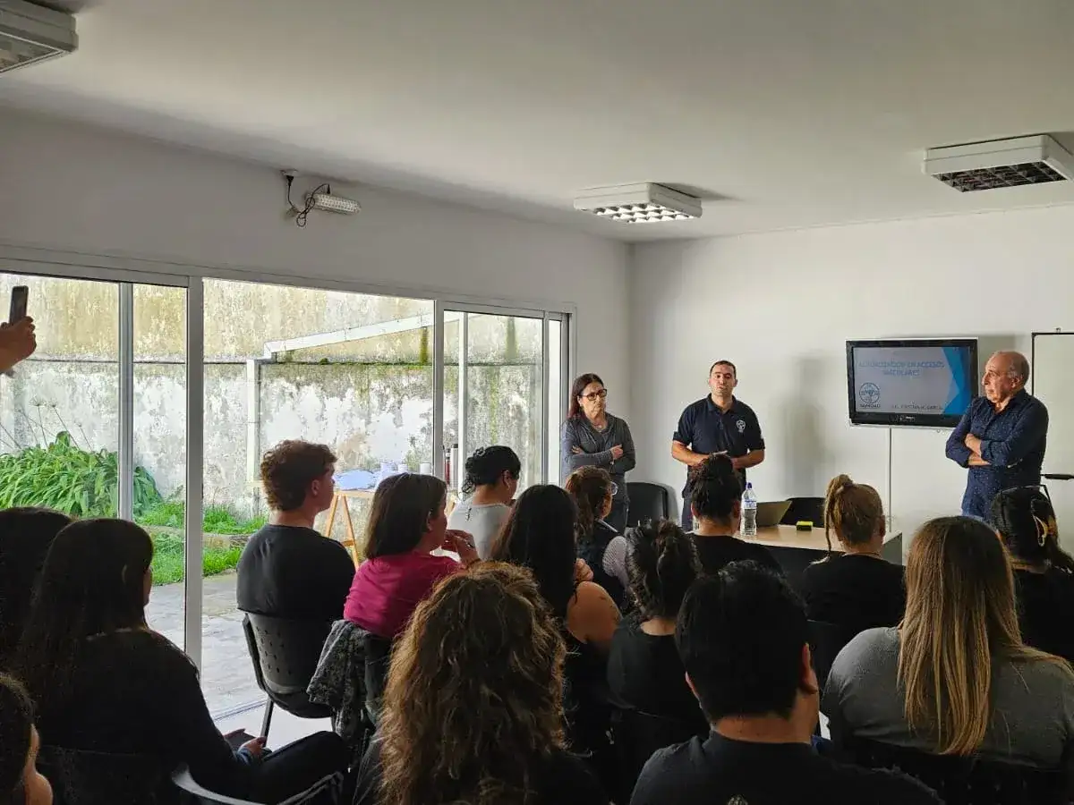 El curso lo dicta ATSA gracias a un convenio con el Centro de Formación Laboral 403.