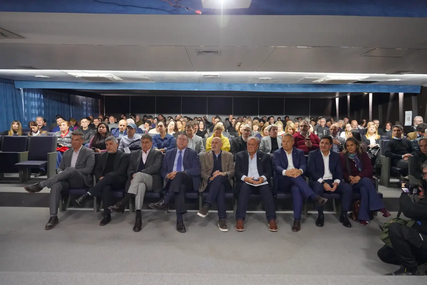 “Las deudas están pegando en la dignidad”: fuerte debate en Diputados por el sobreendeudamiento familiar - 4